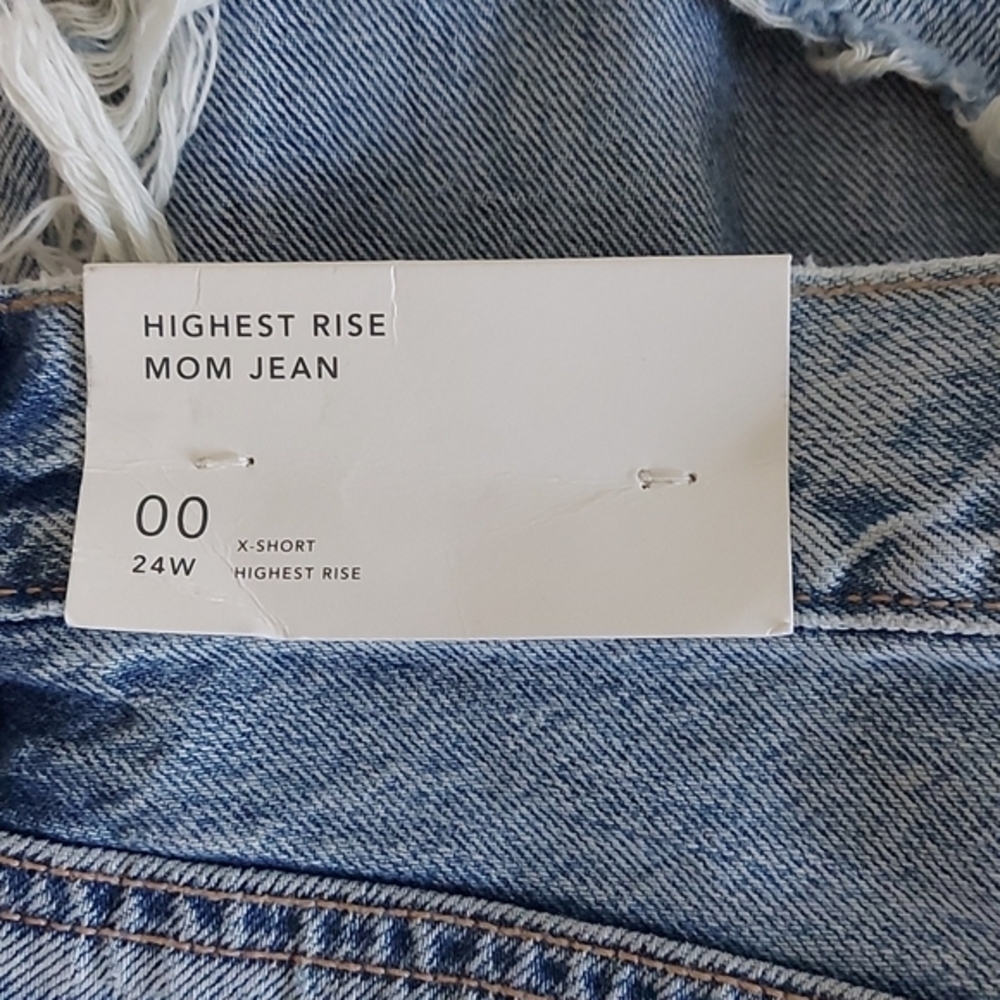 NWT American‎ Eagle Highest Rise Mom Jeans - Picture 8 of 9